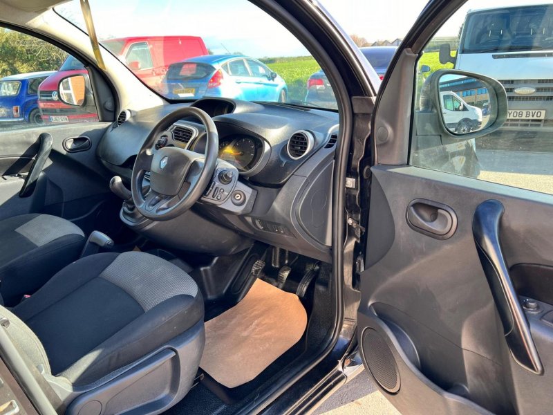 RENAULT KANGOO MAXI