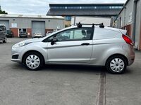 FORD FIESTA VAN