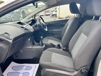 FORD FIESTA VAN
