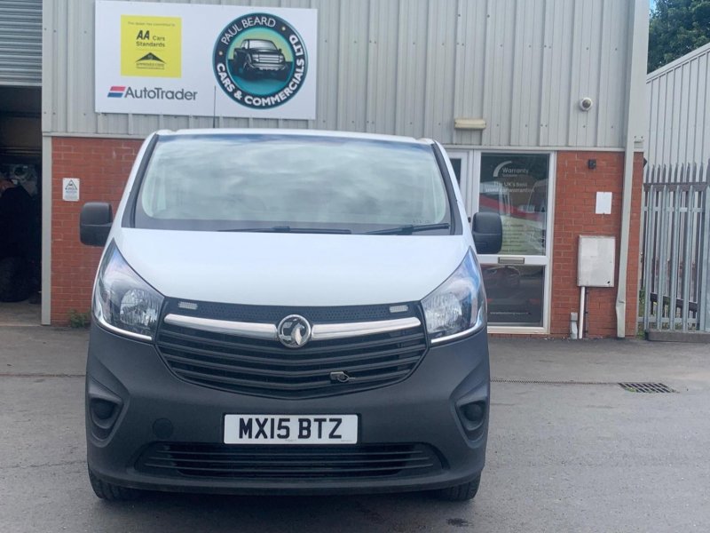 VAUXHALL VIVARO