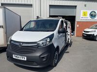 VAUXHALL VIVARO