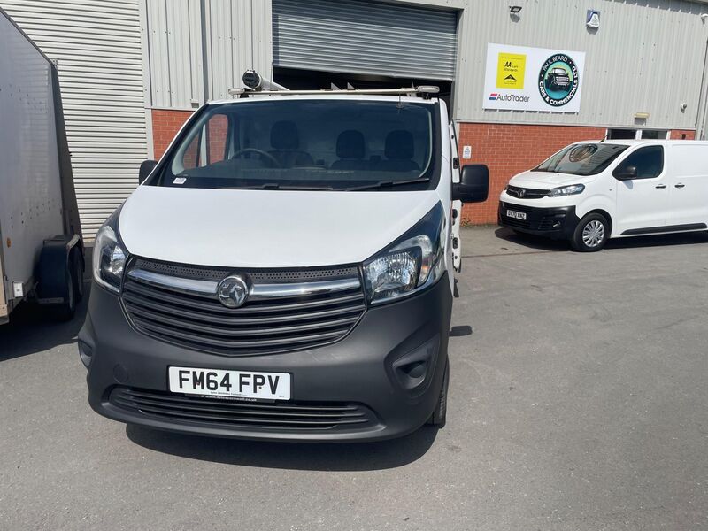 VAUXHALL VIVARO
