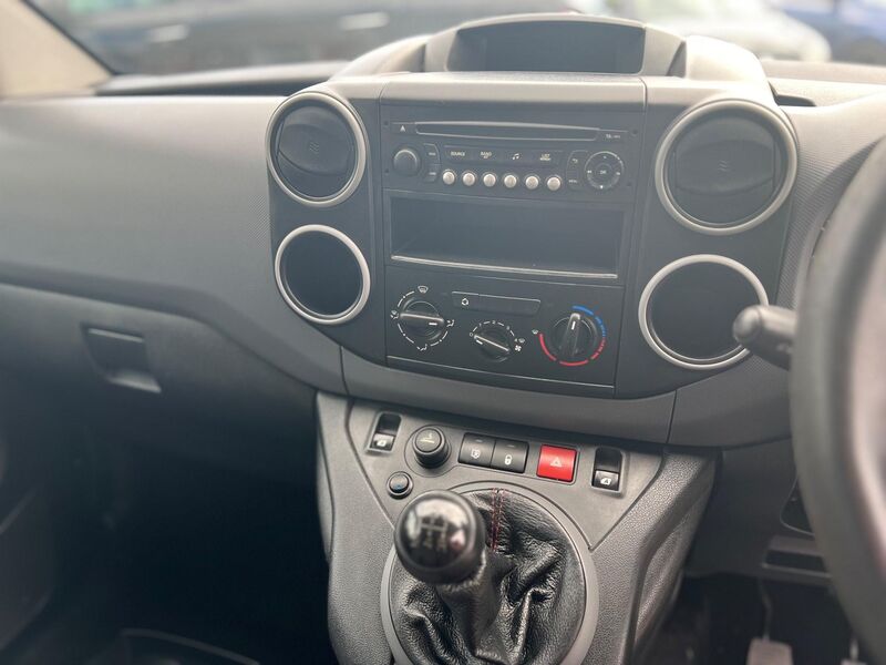 PEUGEOT PARTNER