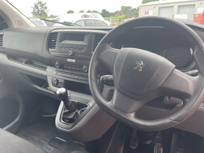 PEUGEOT EXPERT