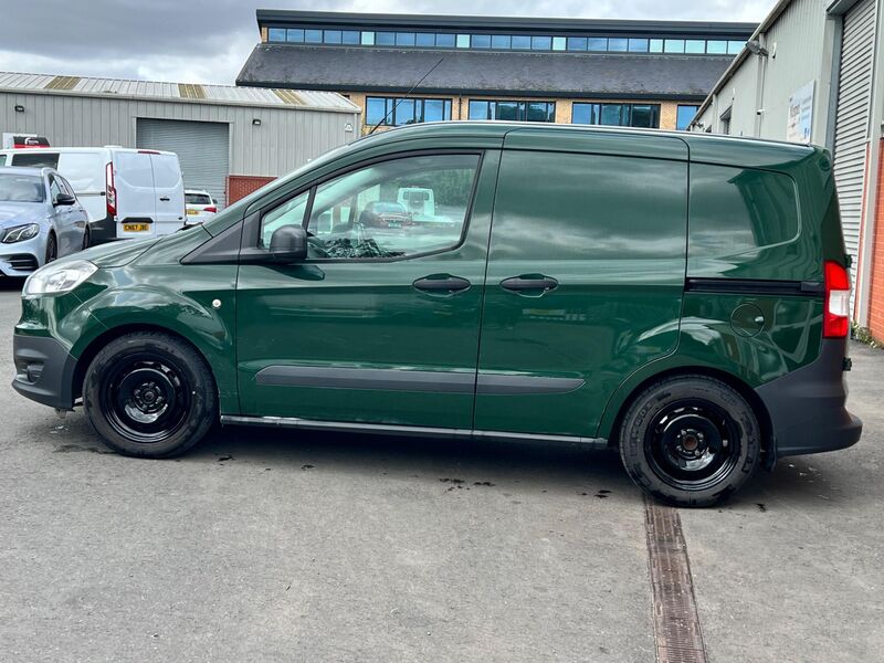 FORD TRANSIT COURIER