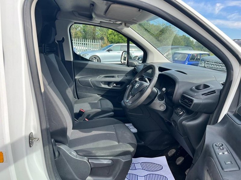 VAUXHALL COMBO