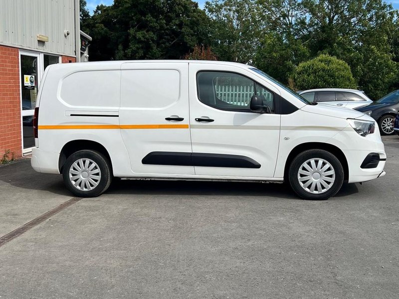 VAUXHALL COMBO