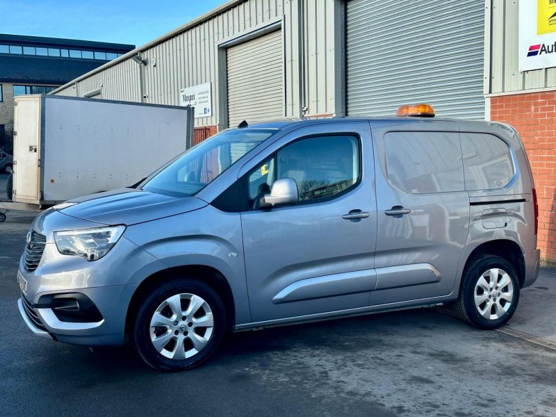 VAUXHALL COMBO