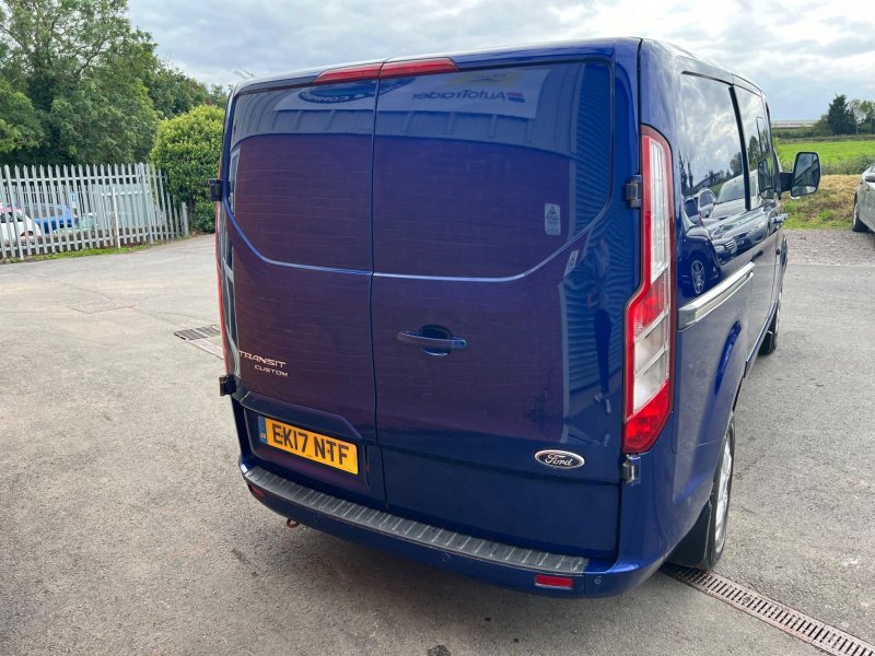 FORD TRANSIT CUSTOM