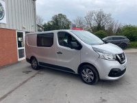 NISSAN NV300