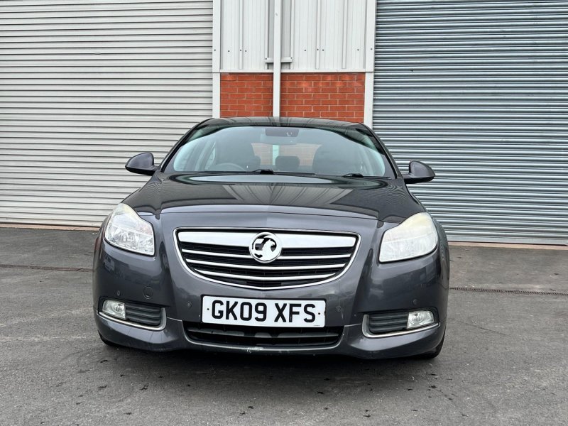 VAUXHALL INSIGNIA