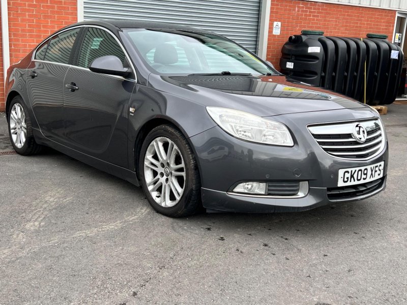 VAUXHALL INSIGNIA