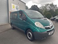 VAUXHALL VIVARO