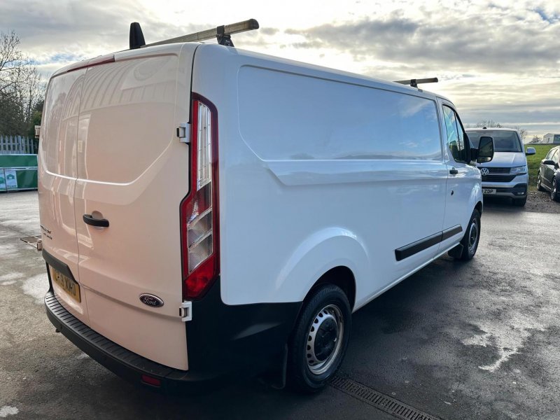 FORD TRANSIT CUSTOM