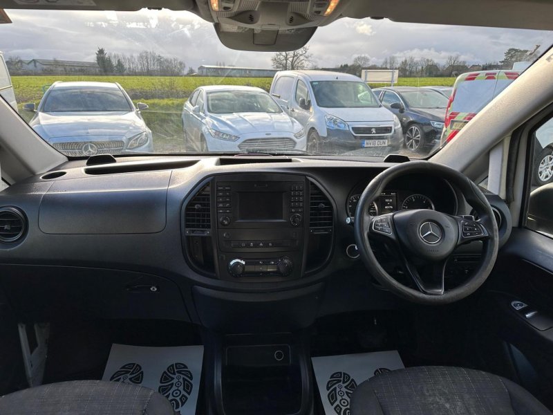 MERCEDES-BENZ VITO