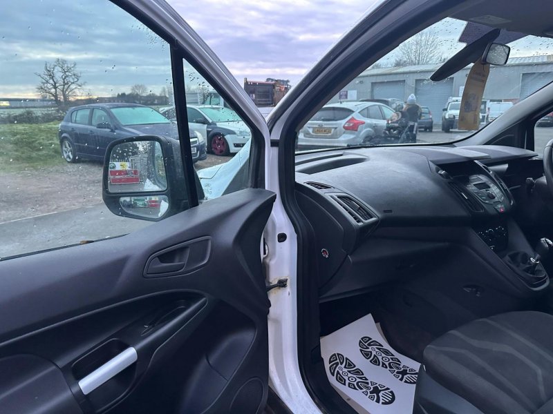 FORD GRAND TOURNEO CONNECT