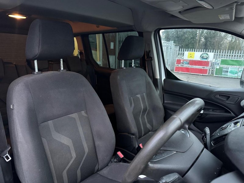 FORD GRAND TOURNEO CONNECT