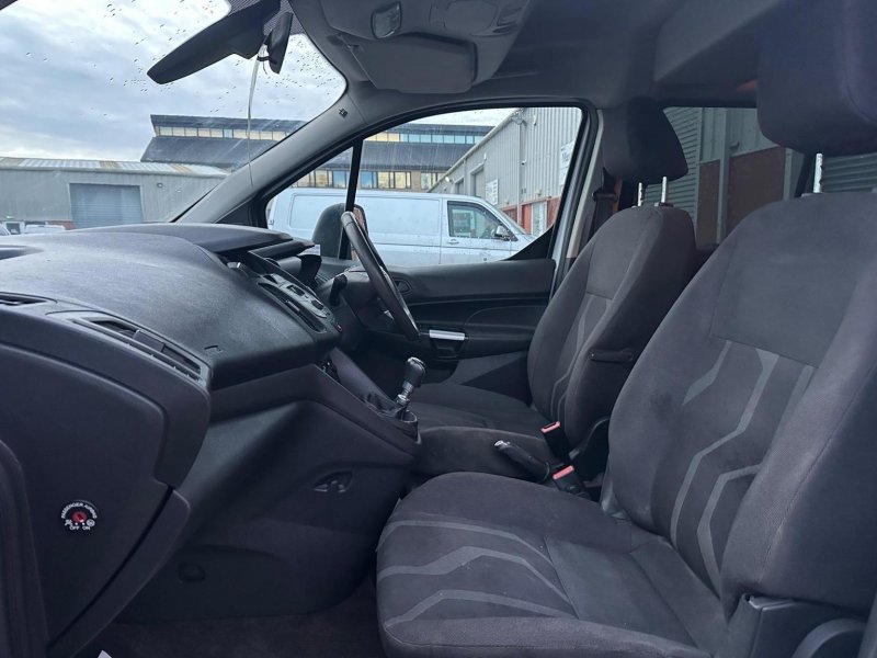 FORD GRAND TOURNEO CONNECT