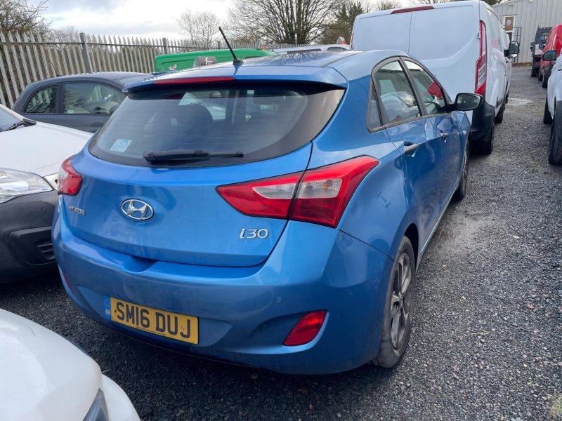 HYUNDAI I30