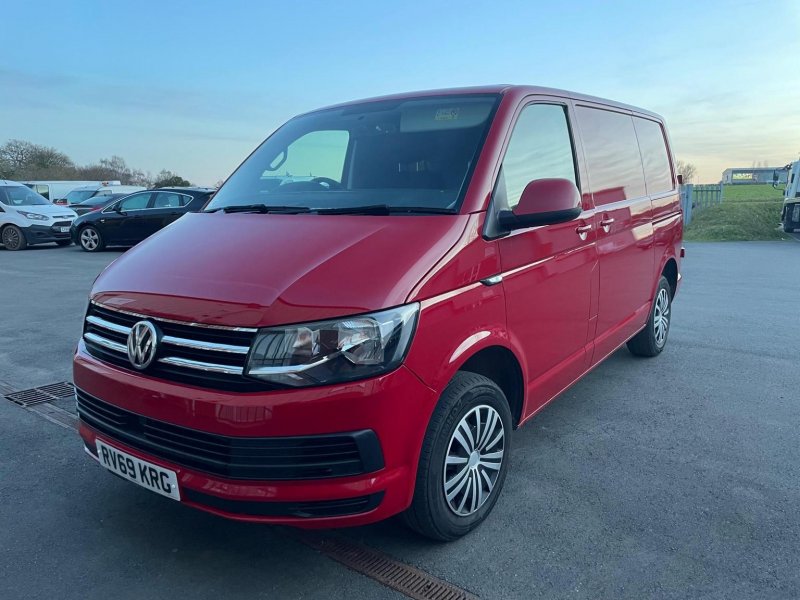 VOLKSWAGEN TRANSPORTER