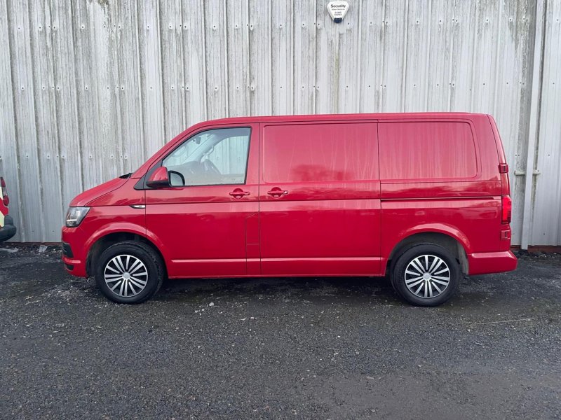 VOLKSWAGEN TRANSPORTER