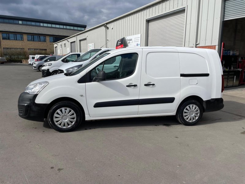 PEUGEOT PARTNER