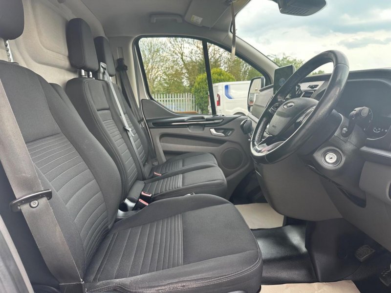 FORD TRANSIT CUSTOM