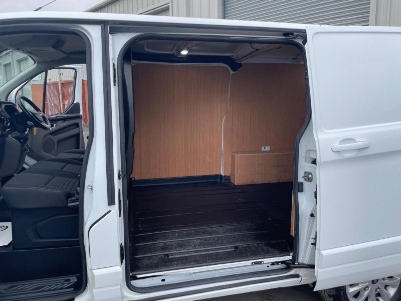 FORD TRANSIT CUSTOM