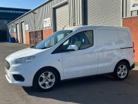 FORD TRANSIT COURIER