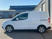 FORD TRANSIT COURIER