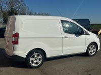 FORD TRANSIT COURIER