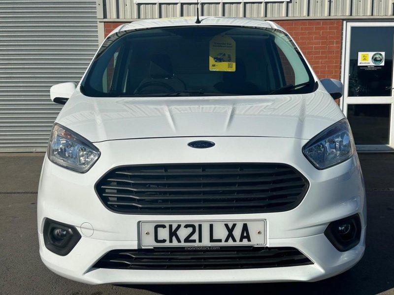 FORD TRANSIT COURIER