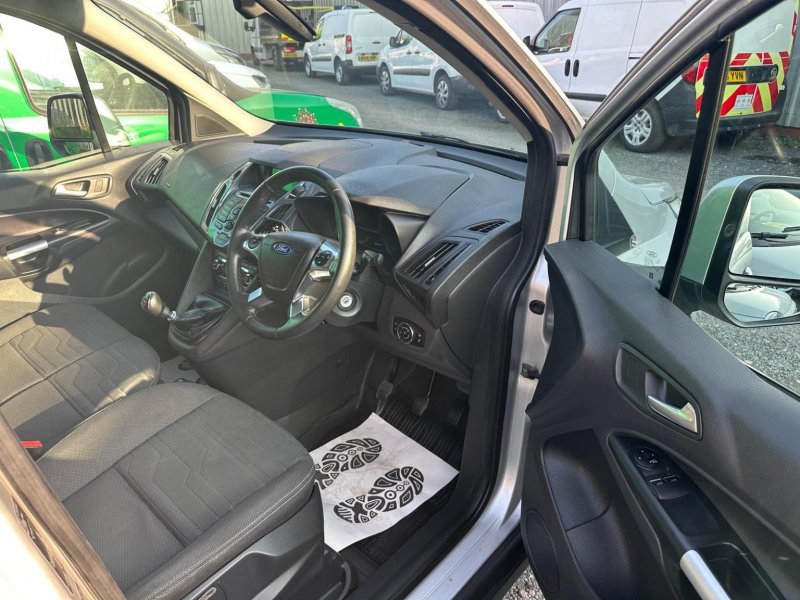 FORD TRANSIT CONNECT