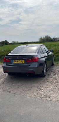 BMW 3 SERIES