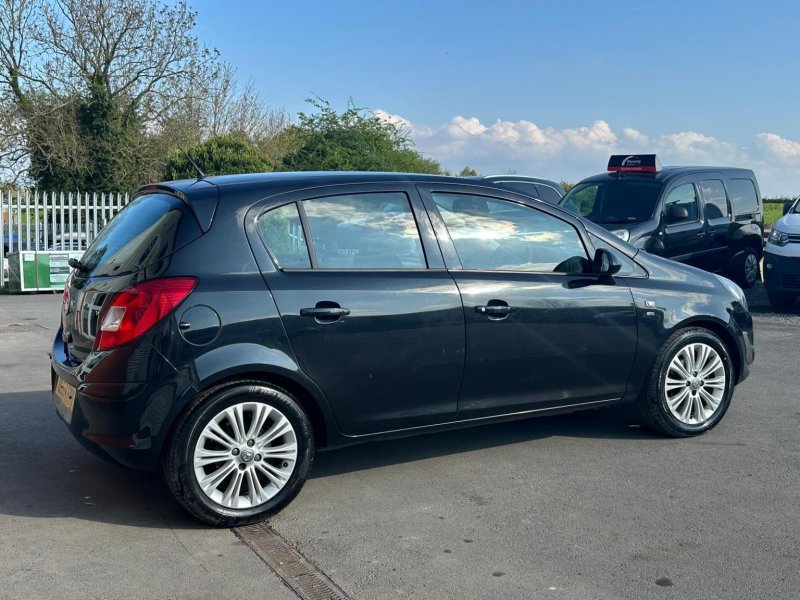 VAUXHALL CORSA