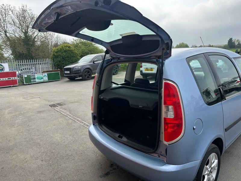 SKODA ROOMSTER