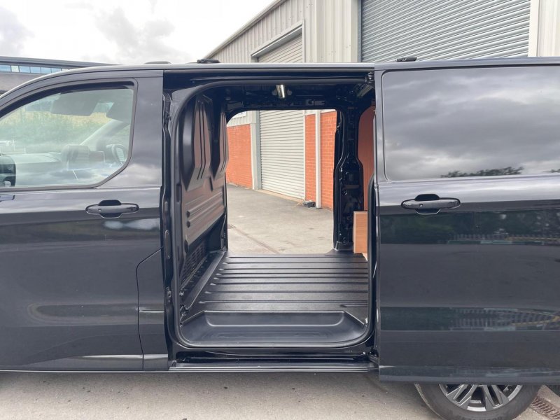 FORD TRANSIT CUSTOM